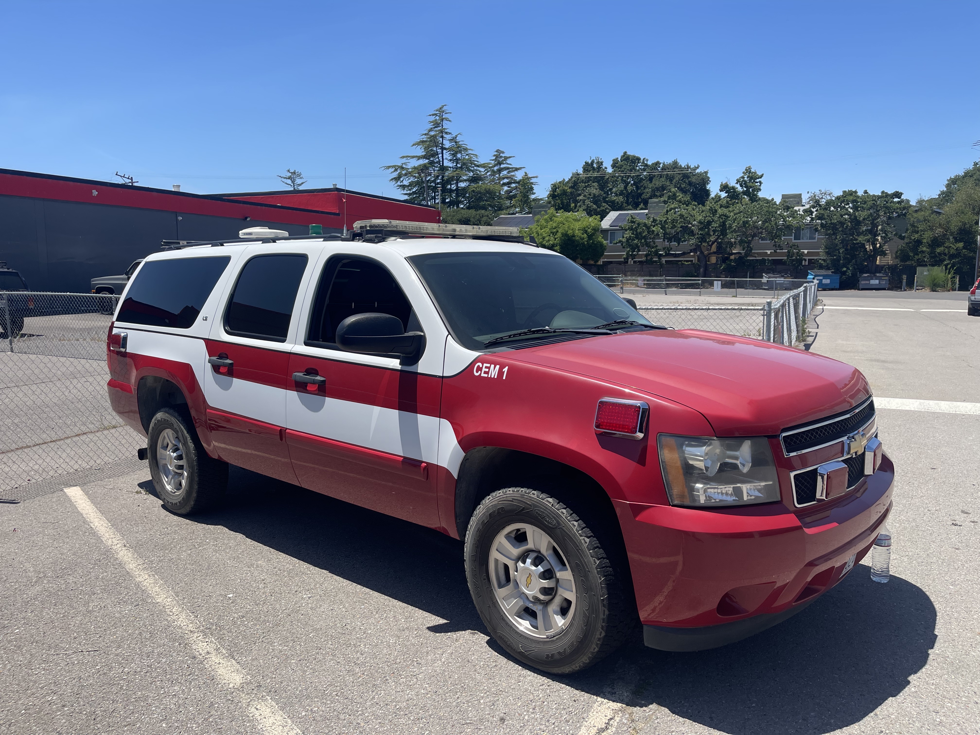City Event Medical lead and chase support vehicle with emergency lighting